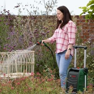 Bosch Fontus Gen2 Akülü Dış Mekan Yıkama Makinesi 18V 2.5Ah