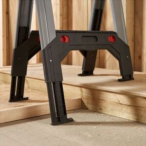 Stanley 1-92-980 Fatmax Ayarlı Teleskopik Ayaklı Katlanır Çalışma Tezgahı 1135 kg