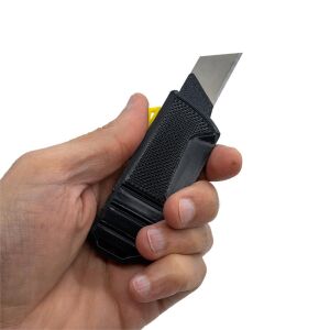 6470  Otomatik Açılır-Kapanır Mini Trapez Tip Maket Bıçağı