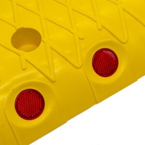 Yüksek Etkili Plastik Hız Kesici Yol Kasisi 35x25x5 cm - Sarı