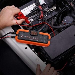 Black+Decker BXAE00022 6/12V 4.0A Akü Şarj ve Akü Bakım Cihazı