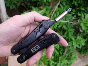 Gerber BG Bear Grills Çok Fonksiyonlu Pense Çakı