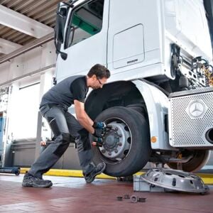 Bosch GDS 18V-1000 Çift Akülü Somun Sökme Makinesi 18V 5Ah 1000Nm