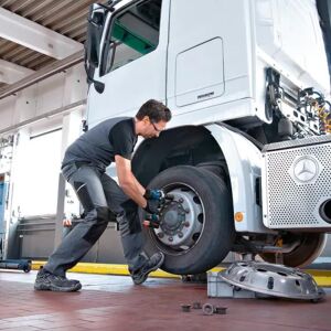Bosch GDS 18V-1000 Çift Akülü Somun Sökme Makinesi 18V 5Ah 1000Nm