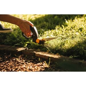 Fiskars 113680-1000589 GS42 Servo-System Çim Makası