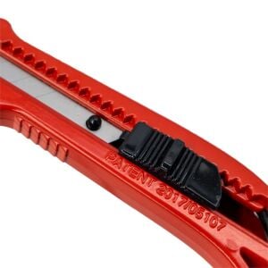 Master FM1003 Kırmızı Metal Gövde Falçata Maket Bıçağı 18 mm