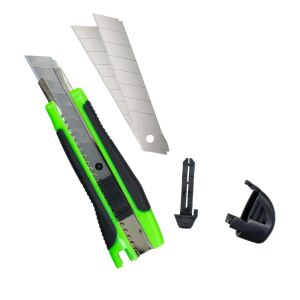 Leo SX-82 Plastik Maket Bıçağı Yedek Uç Hazneli 18 mm (2 Yedekli)